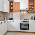 Stunning In * 트리발즈