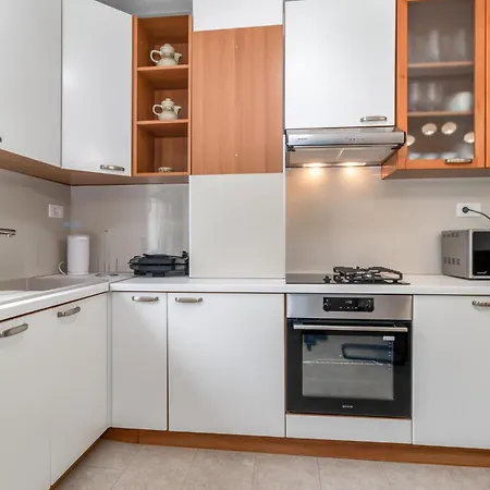 Awesome In With Kitchen * Tribalj (Primorsko-Goranska)